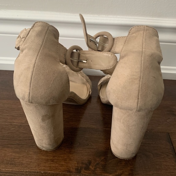 Wild Diva Lounge Beige Heel - Picture 2 of 2